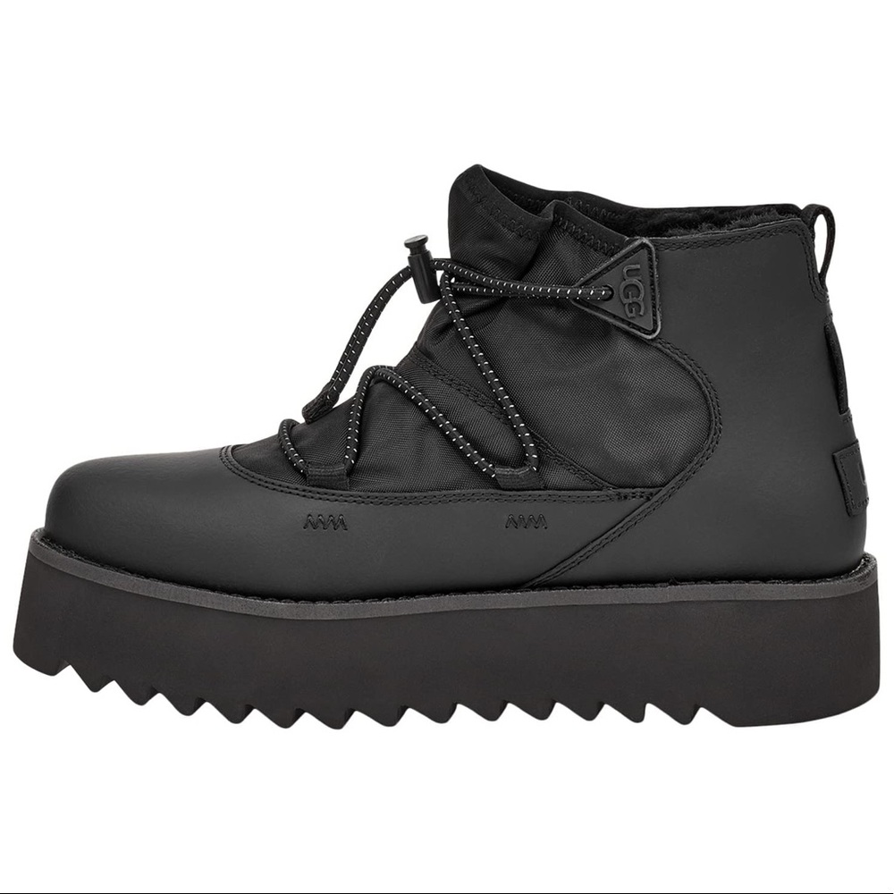 Ugg Classic Rising Toggle